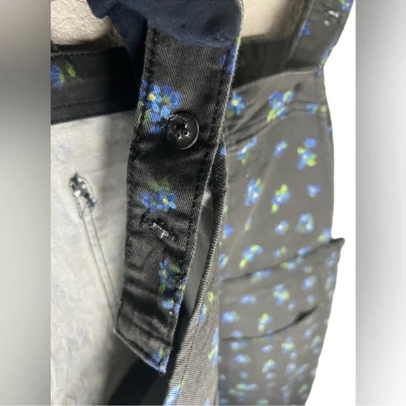 WeWoreWhat Women's Slouchy Slit Overalls In Watercolor
Ditsy Jumpsuit - Picture 10 of 12